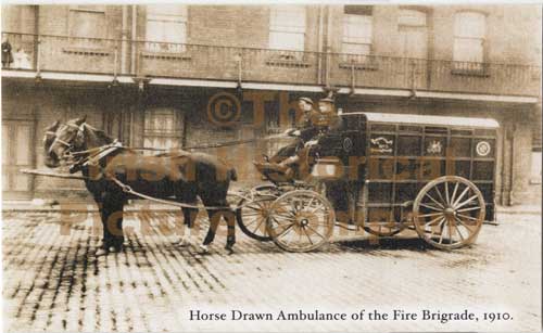 IL-01331-HORSE_DRAWN_VEHICLES-D